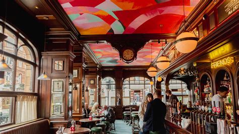 This new Mayfair pub might just be the prettiest in London | CN Traveller