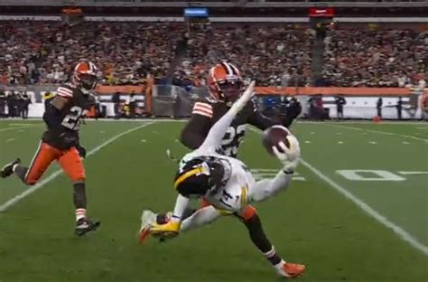 Steelers WR George Pickens Just Made The Best One-Handed Catch Of The Season (VIDEO)