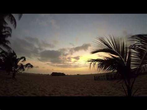 Negombo Beach sunset in 20 seconds – Journeying Journos