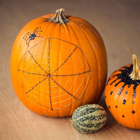 41 Ways to Decorate for Fall, Halloween and Thanksgiving With Pumpkins - family holiday.net ...