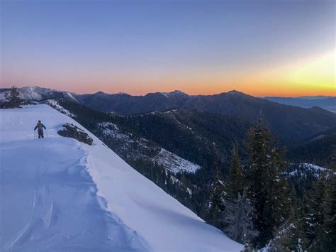 Etna Summit | Mount Shasta Avalanche Center