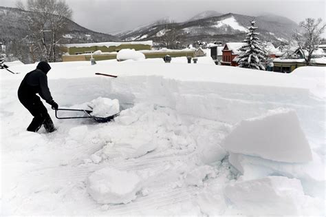 Crested Butte in Colorado gets nearly eight feet of snow in 10 days