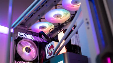 Corsair iCUE 5000T RGB review, one year later: This…