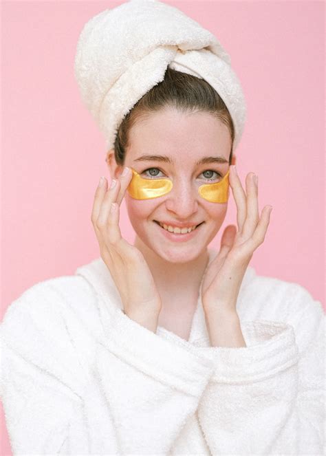 The Best Eye Creams For Sensitive Skin (#1 Will Surprise You)