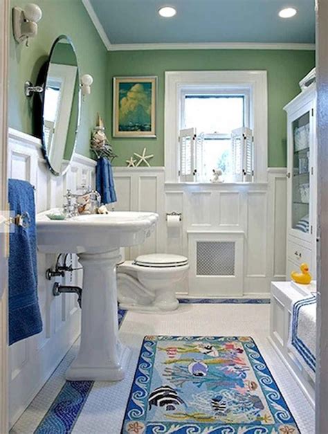 BATHROOM WAINSCOTING IDEAS – In general, wainscoting is a kind of wood panelling that seems ...