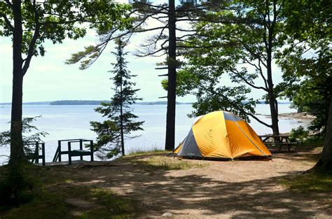 Ocean Front Camping at Recompence Shore Campground in Freeport, Maine ...