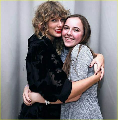 Taylor Swift Fans Share Fun Photos from London Secret Session!: Photo 3972785 | Taylor Swift ...