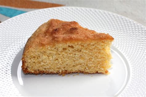 Jalapeno Cracklin' Corn Bread Recipe : Paula Deen