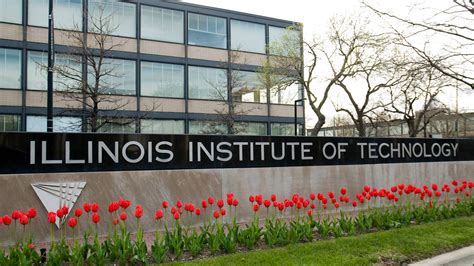 Illinois Tech Gets $150M Gift to Train Students for Tech Careers in ...