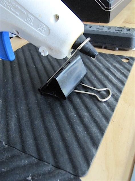 Sew Many Ways...: Tool Time Tuesday...Hot Glue Gun Tips