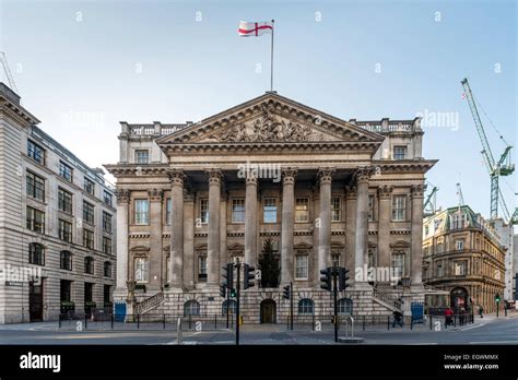 The Mansion House is the official residence of the Lord Mayor of London ...