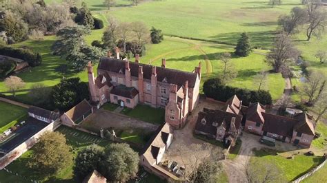 MapleDurham House Berkshire - YouTube