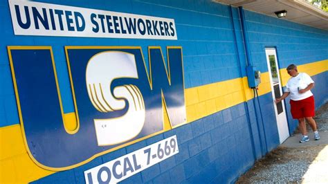 United Steelworkers Union suspends petition seeking aluminum tariff: Ottawa | CTV News