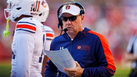 Sources: Auburn coach Hugh Freeze to take over playcalling - ESPN