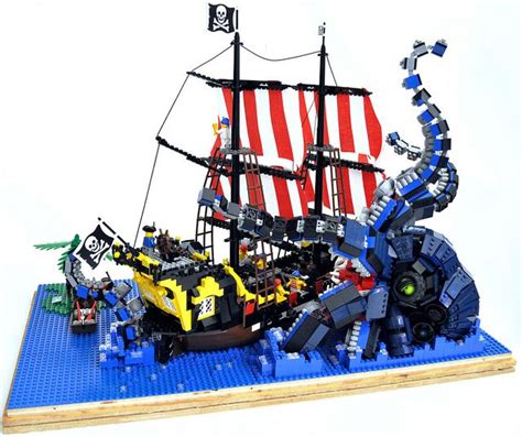 Lego Pirates Kraken Attacking - All Gadoes