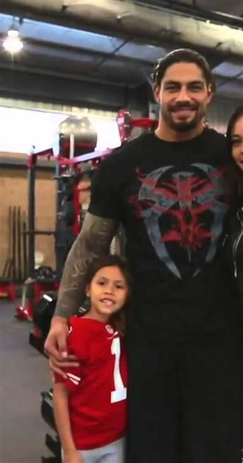 Fajarv: Roman Reigns Parents