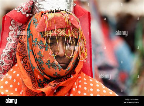 Traditional tarahumara clothing hi-res stock photography and images - Alamy