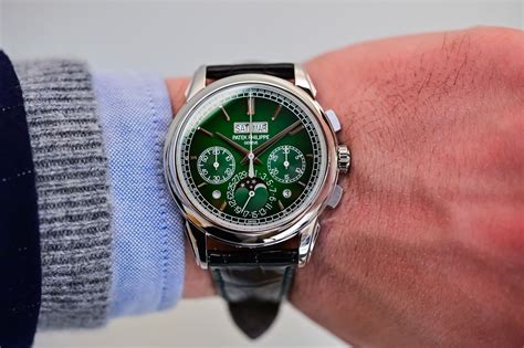 2025 Patek Philippe Perpetual Calendar Chronograph Limited Edition ...