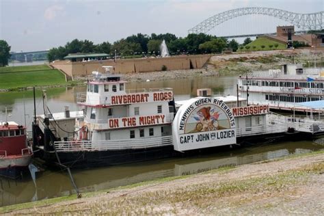 Memphis Queen Riverboats - Riverboat Rides On The Mighty Mississippi ...