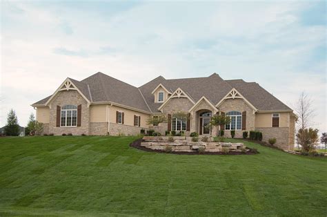 Custom Home Builder - Victory Homes of Wisconsin, Inc.