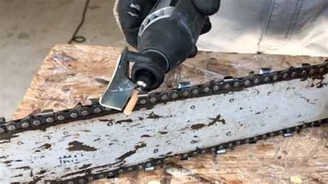 How to Sharpen Chainsaw Blade With Dremel : 7 Steps Guide – Breaking ...