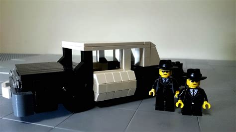 LEGO IDEAS - Blues Brothers The Bluesmobile