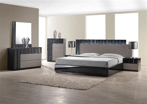 Modern Bedroom Sets