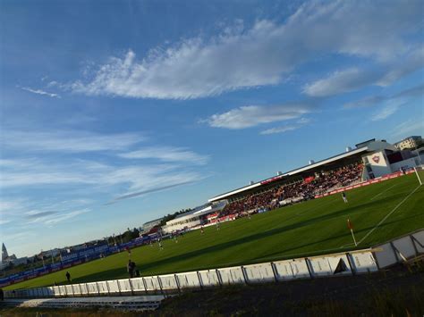 Extreme Football Tourism: ICELAND: KF Valur