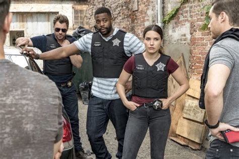 Chicago PD: Season Five Renewal for NBC Cop Series - canceled + renewed TV shows, ratings - TV ...