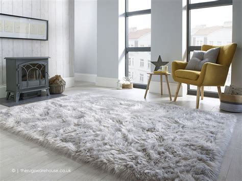 Faux Fur Grey Rug | Faux fur rug living room, Rugs in living room, Fur rug living room