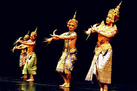 Thai Classical Dance | Asian Traditional Theatre & Dance