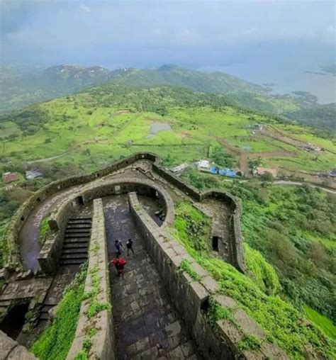 Lohagad Fort: Perfect Blend of Ancient Architecture and Nature ...