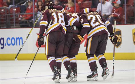 Photos: Minnesota Duluth Men's Hockey at Wisconsin Friday - Duluth News ...