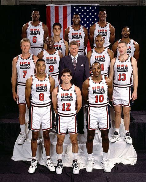 1992 USA DREAM TEAM 8X10 PHOTO BASKETBALL PICTURE BIRD MAGIC MALONE JORDAN EWING - Olympics