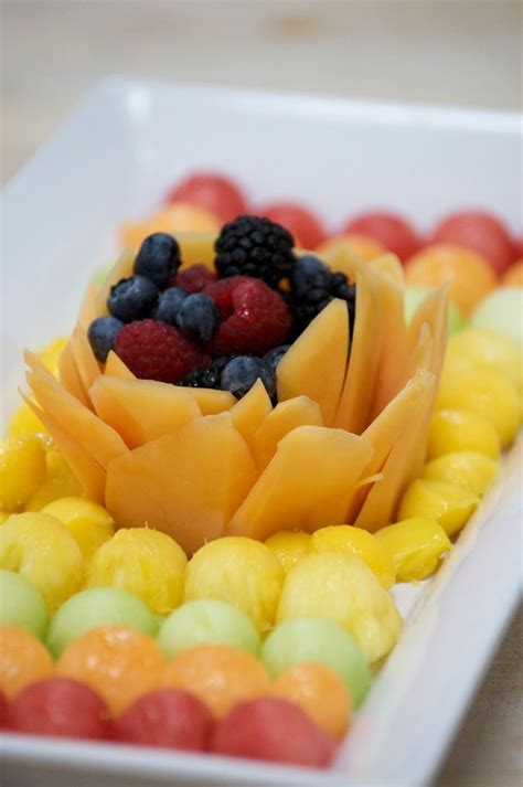 Pin by barb d on Salads | Food, Fruit presentation, Food presentation