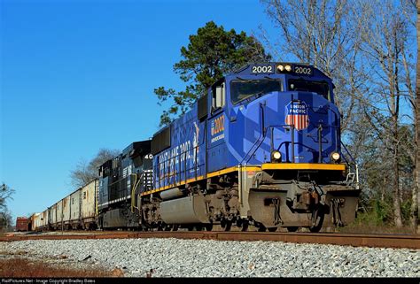 RailPictures.Net Photo: UP 2002 Union Pacific EMD SD70M at Maplesville ...