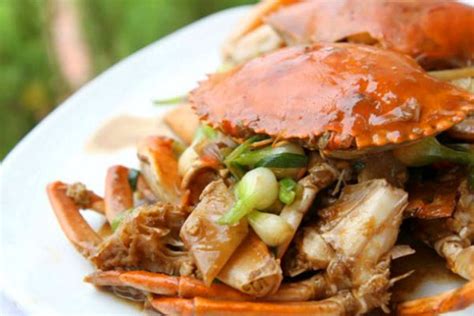 Top 16 Best Foods in Cambodia Laos Itinerary