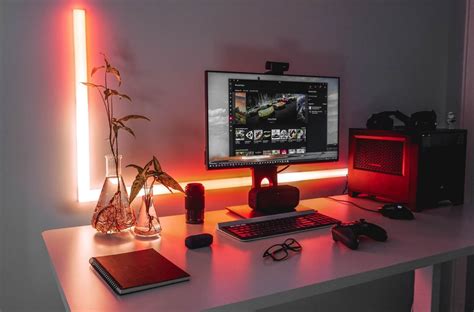 Features to look for in an L-shaped gaming desk - Dm Productions