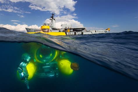 PHOTOS | Impressive NATO Submarine Escape & Rescue Operation off Turkish Coast