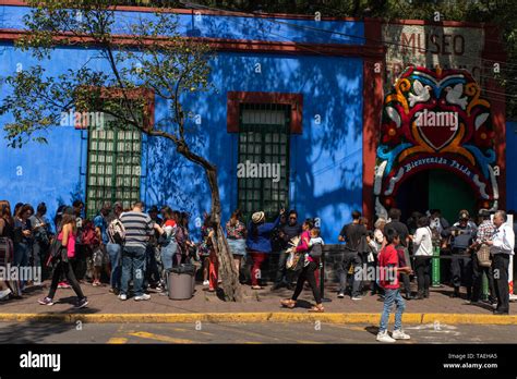 Frida kahlo museum coyoacan mexico hi-res stock photography and images ...