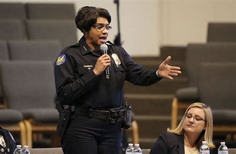 Phoenix Police Chief Jeri Williams Announces Plan to Retire | All About Arizona News