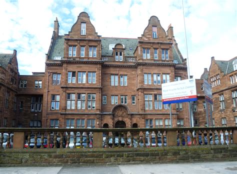 History of Edinburgh’s Hospitals Tour - Curious Edinburgh