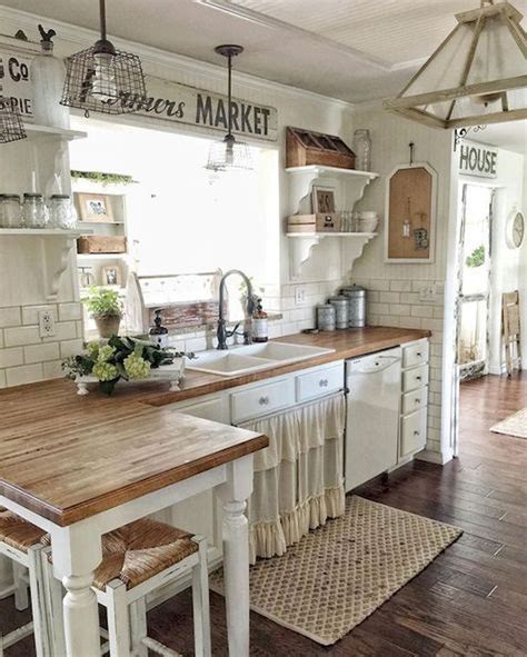 Best Ideas To Decorating A Farmhouse Kitchen 13 | Décoration maison, Idées de design d'intérieur ...