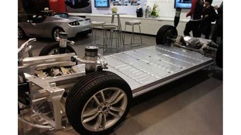 Tesla Battery In The Model S Costs "Less Than A Quarter" Of The Car In ...