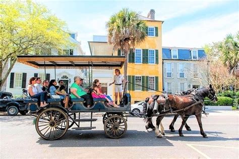 Explore 2 Of Charleston's Thrilling Horse Carriage Tours - Carolina ...