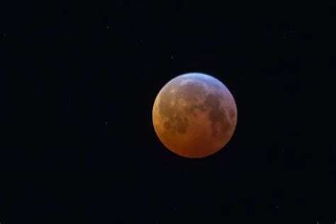 Blood moon lunar eclipse in November 2022 coincides with Election Day