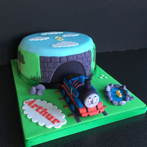 Thomas the Tank Engine Cake