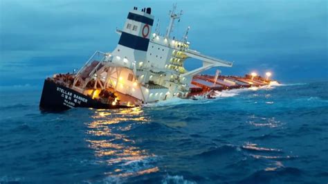 Veja fotos e vídeos do navio encalhado no Maranhão | O Imparcial