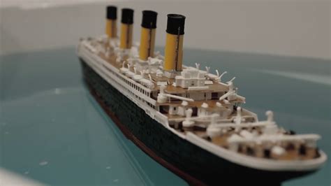 Titanic Submersible Model Sinking - vrogue.co