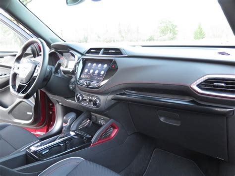 2025 Chevrolet Trailblazer: 81 Interior Photos | U.S. News